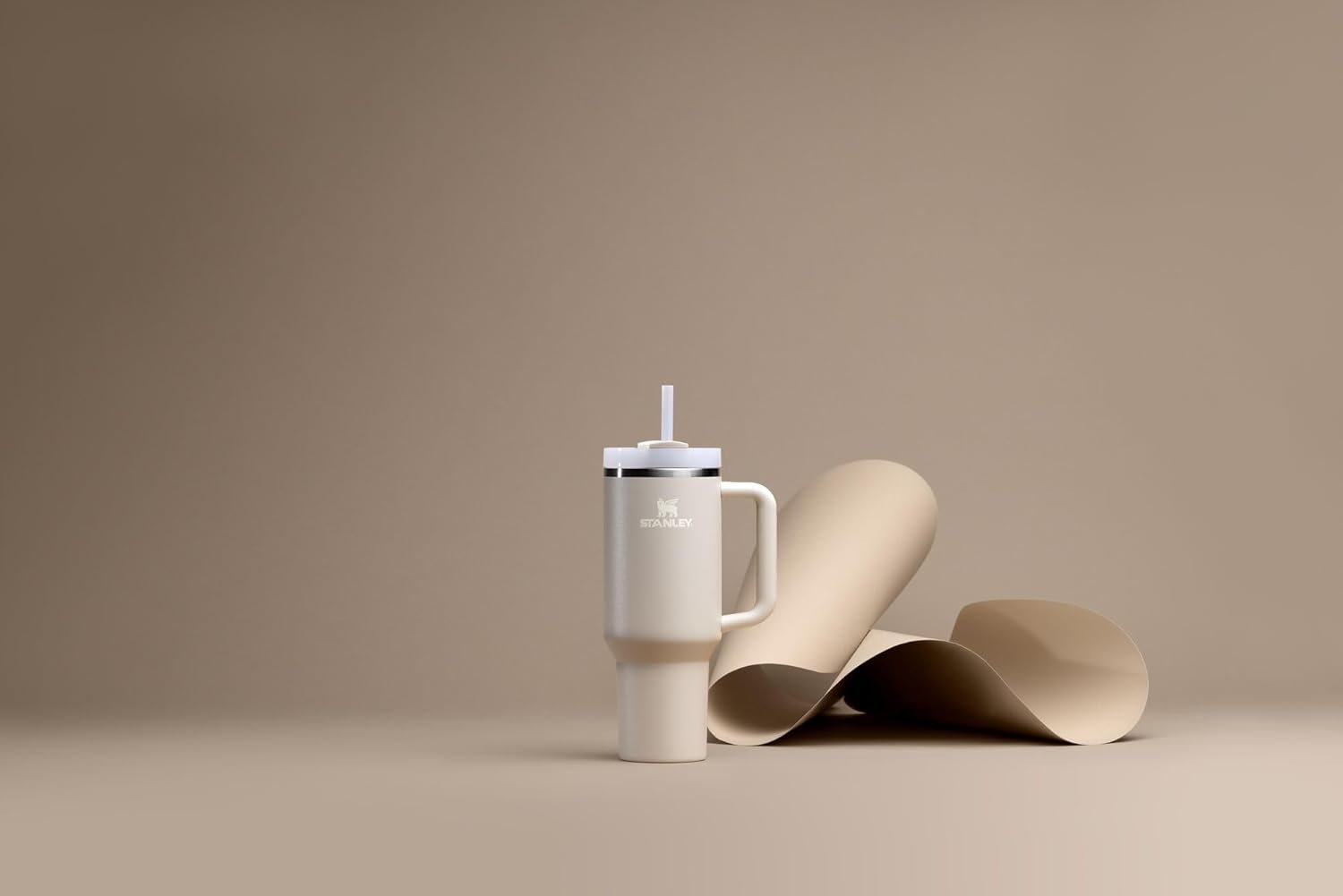 STANLEY Quencher H2.0 40oz Tumbler – Insulated Stainless Steel Cup with Handle, Straw & FlowState 3-Position Lid, BPA-Free, Travel-Friendly 11 STANLEY Quencher H2.0 40oz Tumbler – Insulated Stainless Steel Cup with Handle, Straw & FlowState 3-Position Lid, BPA-Free, Travel-Friendly - Image 5