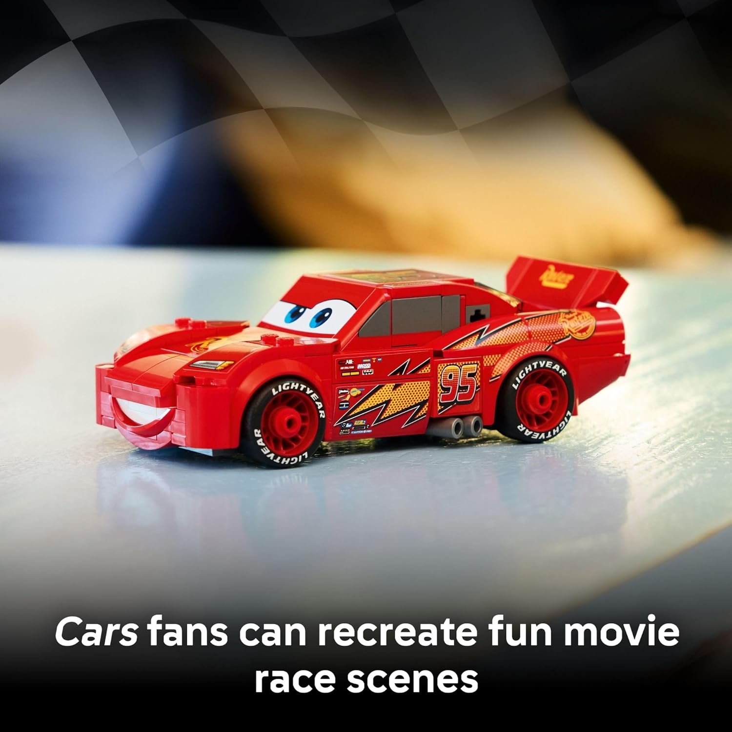 LEGO Lightning McQueen Speed Champions 9 LEGO Lightning McQueen Speed Champions - Image 3